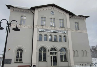 Wałbrzych - Dworzec PKP Wałbrzych Szczawienko
