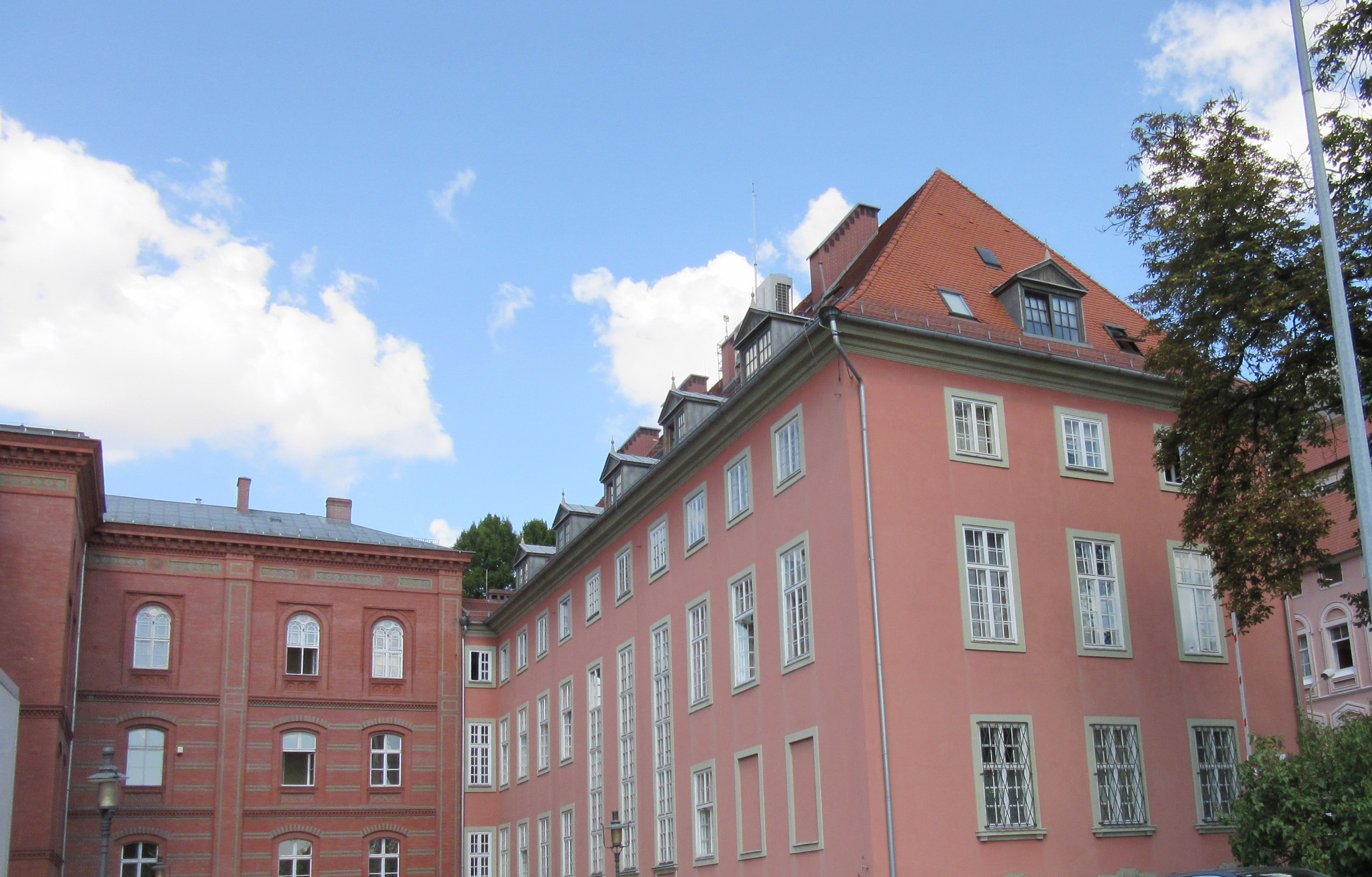 Budynek Sądu Okręgowego, Legnica