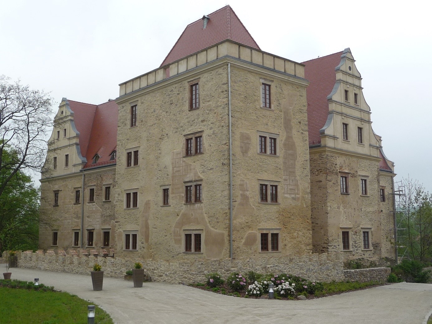 Pałac, Gola Dzierżoniowska