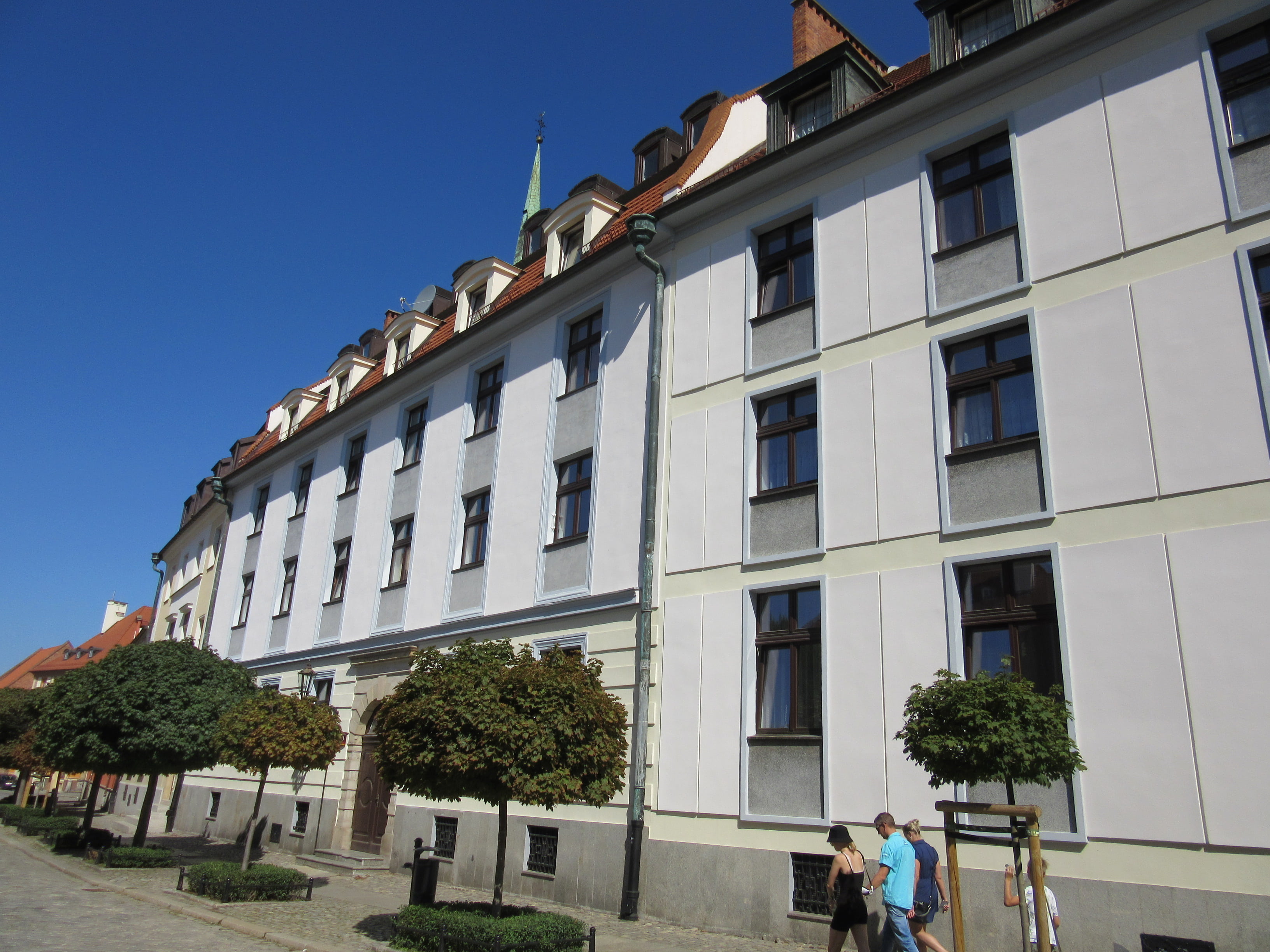 Zabytkowa kamieniczka we Wrocławiu ul. Katedralna, Dom księży emerytów